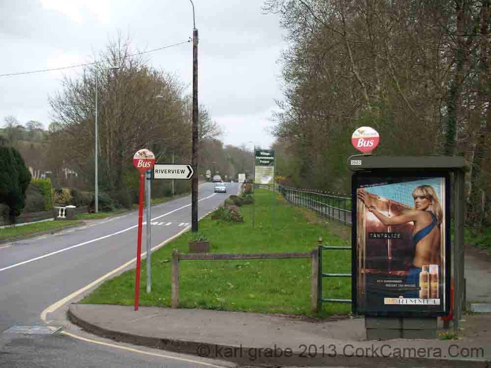 KG230423 bustop riverview blarney